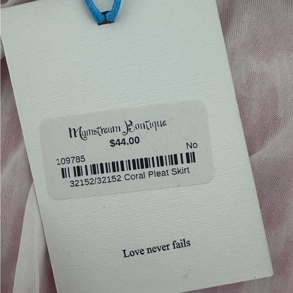 VOY Coral Pleated Floral Skirt - Picture 7 of 8